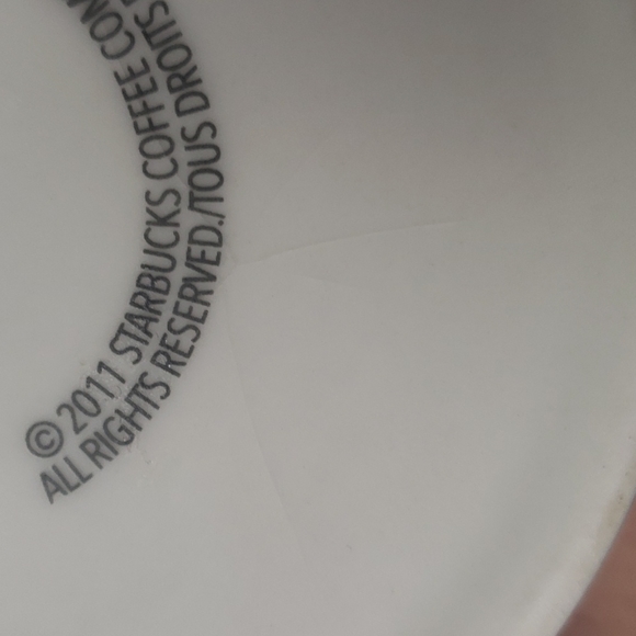 Collectible Starbucks Chicago Water Tower Chicago skyline coffee mug 2011 - Picture 8 of 8